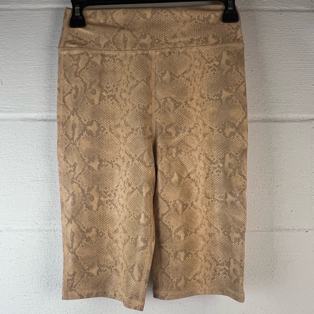 Electric Yoga Tan Snake Print Bike Shorts, Medium